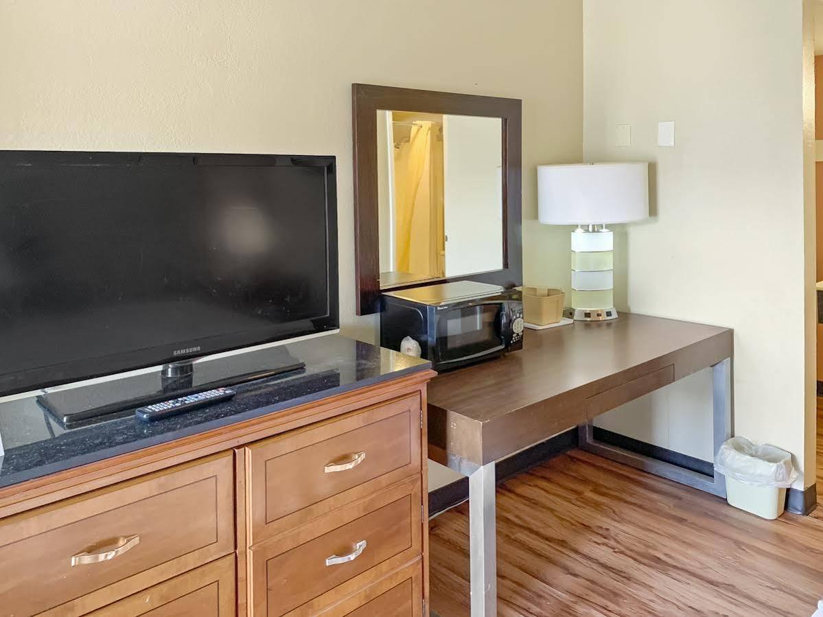 Travelodge By Wyndham 2*