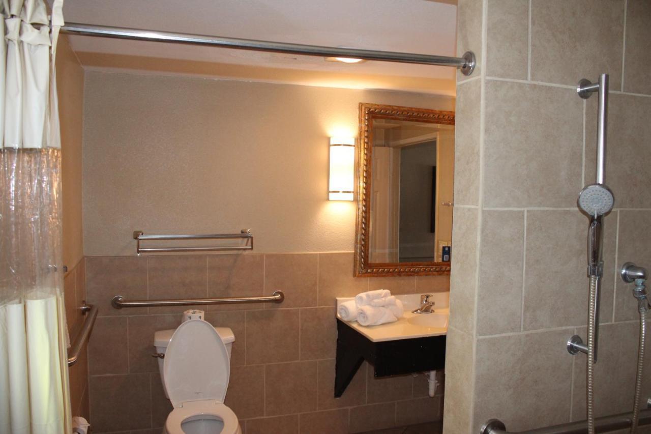 Travelodge By Wyndham 2*