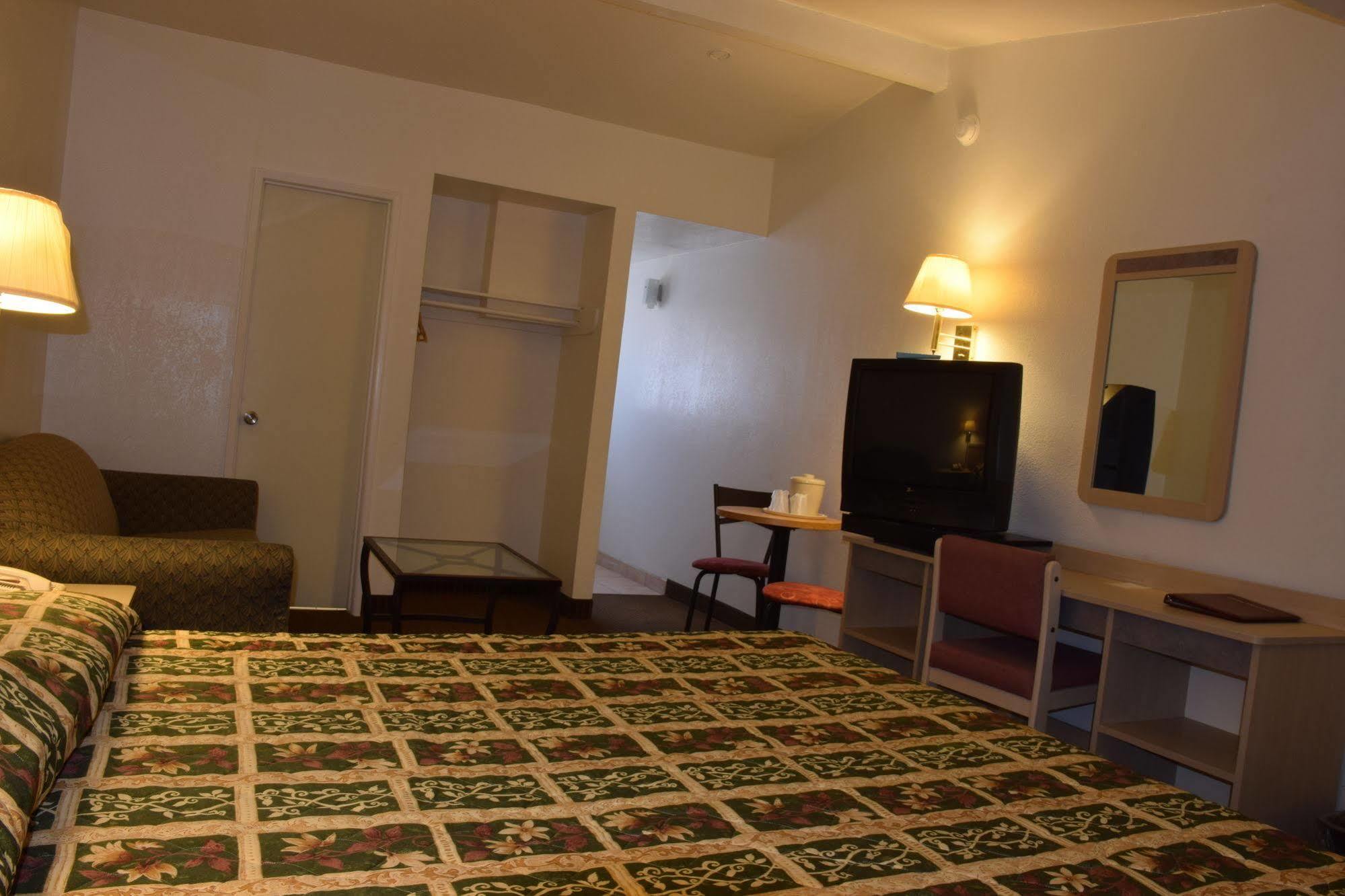 Travelodge By Wyndham 2*